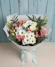 Букет цветов из:  Розы, Лизиантусы и Хризантемы в Уинское