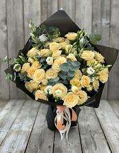 Букет цветов из:  Розы и Лизиантусы в Уинское