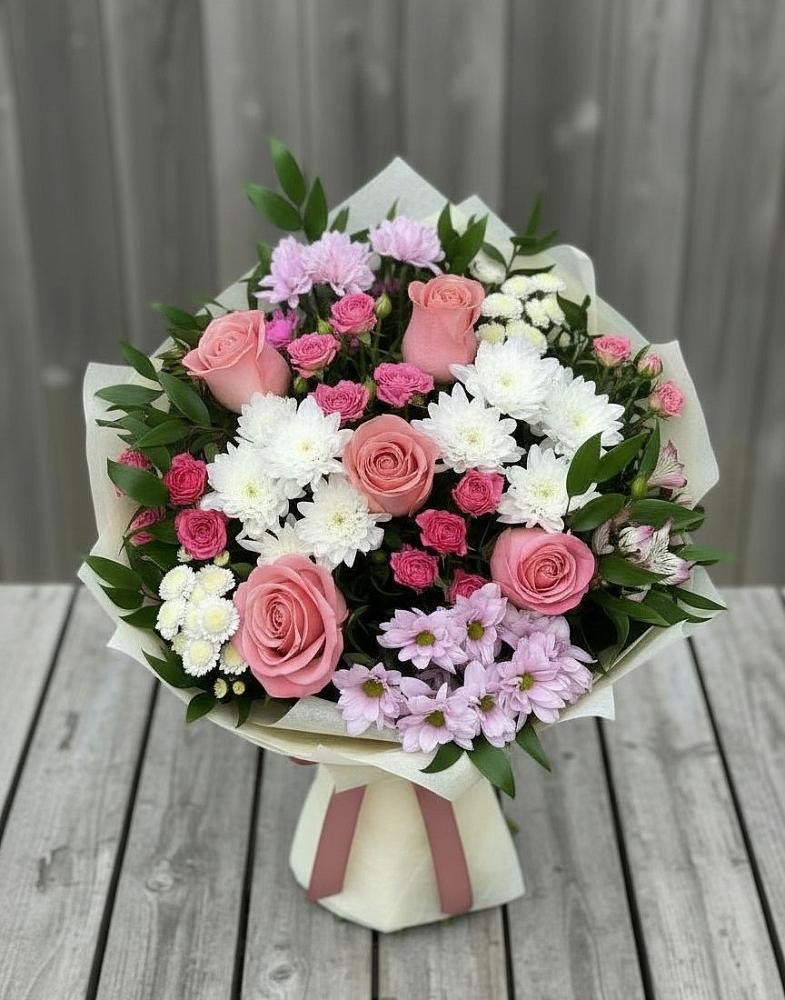 Букет цветов из: Альстромерии, Гвоздики, Розы и Хризантемы в Уинское