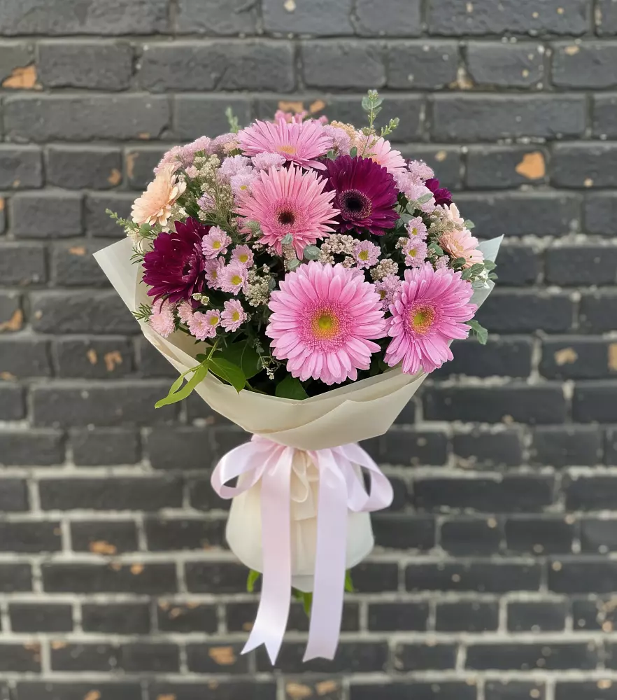 Букет цветов из: Герберы и Хризантемы в Уинское