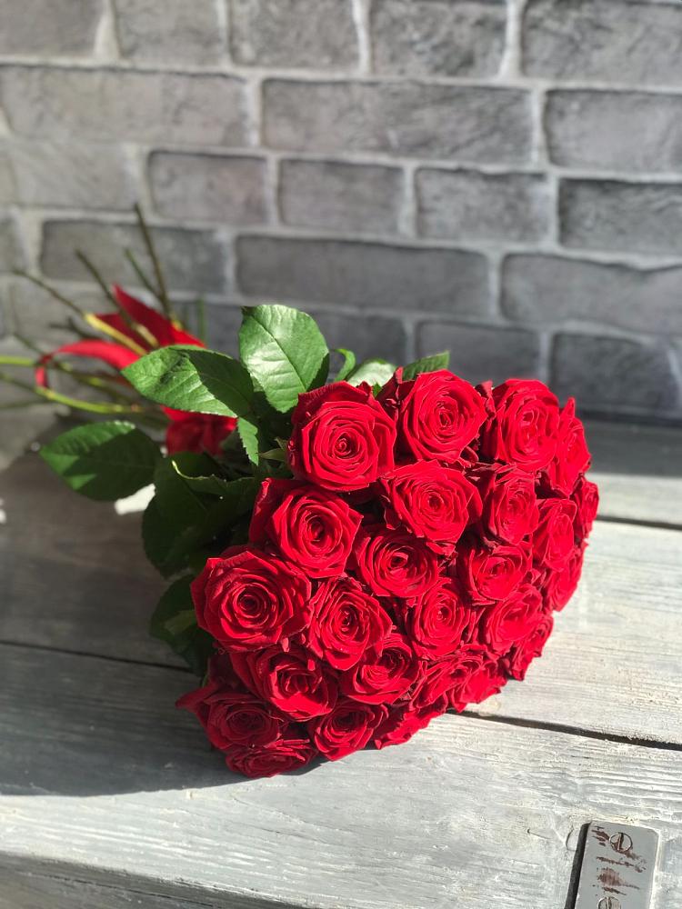 Букет Красные розы Фридом в Уинское