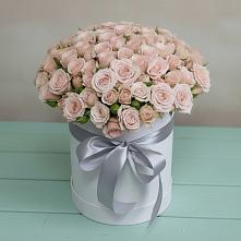 Цветочная композиция из Розы в шляпной коробке в Уинское