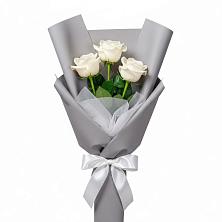 Букет 3 белые розы в Уинское