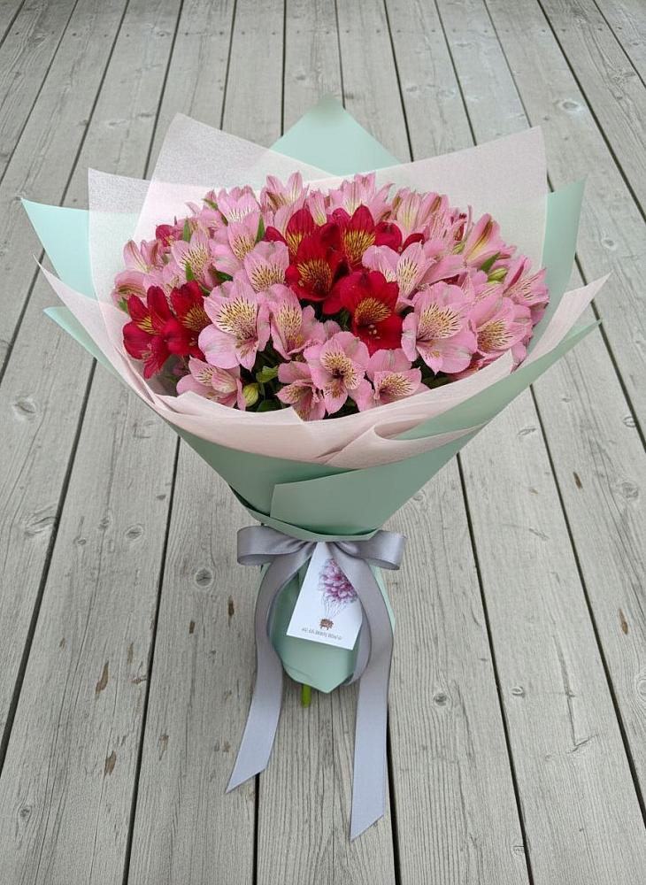 Букет цветов из: Альстромерии в Уинское