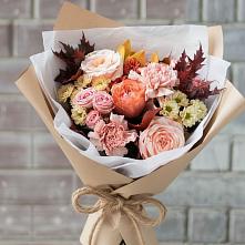 Букет цветов из:  Гвоздики, Хризантемы и Розы в Уинское