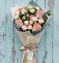 Букет цветов из:  Розы #REPLACE_PRED# Уинское