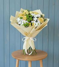 Букет цветов из:  Хризантемы и Розы в Уинское