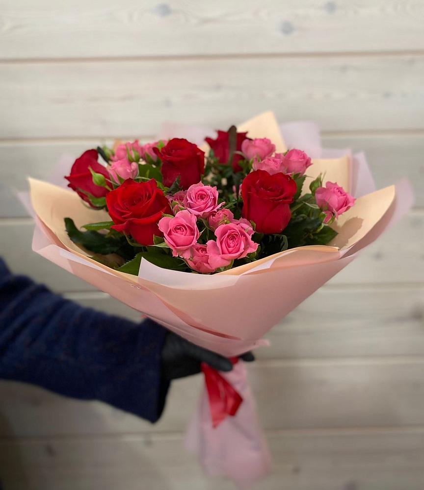 Букет цветов из: Розы в Уинское