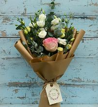 Букет цветов из:  Розы и Лизиантусы в Уинское