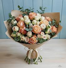 Букет цветов из:  Альстромерии и Розы в Уинское